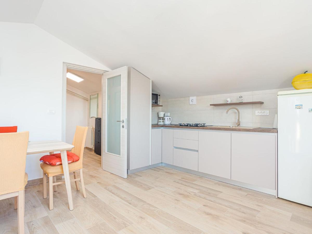Apartment Bellevue - Pul330 By Interhome Pjescana Uvala Zewnętrze zdjęcie